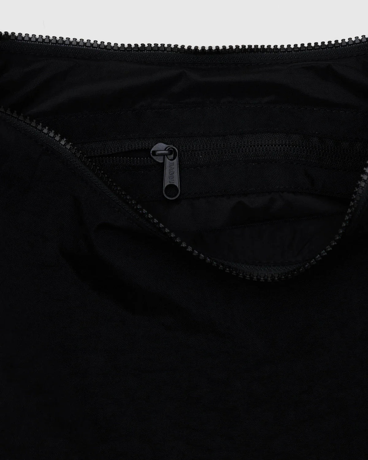 BAGGU Medium Nylon Crescent Bag - Black