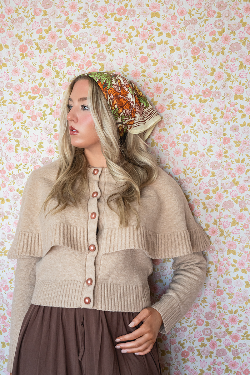 Reverse angle of the Hannah Bandana showing the full print