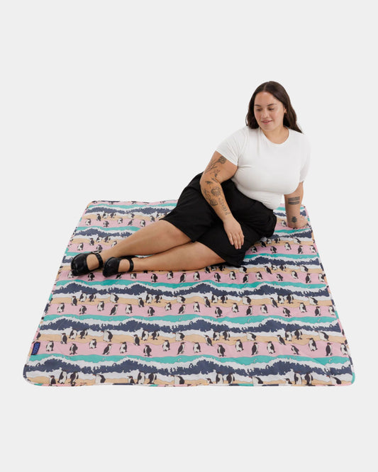 BAGGU Puffy Picnic Blanket - Penguin