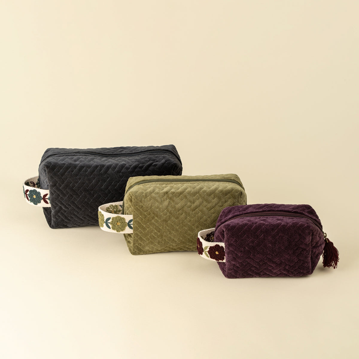 Rosette Velvet Vanity Pouch - Green, Medium