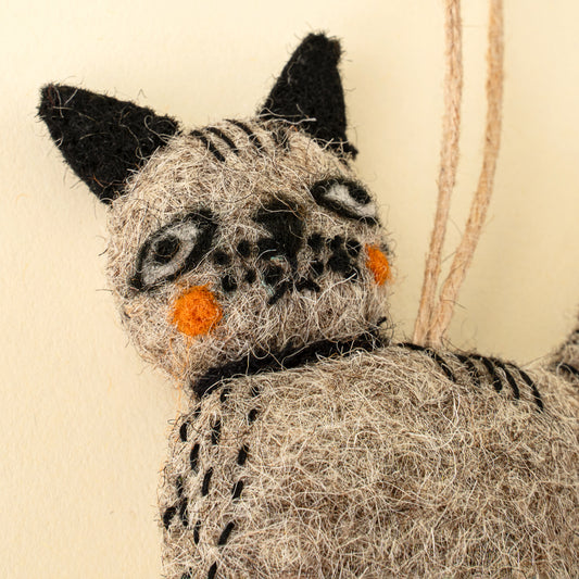 Curious Cat Felt Ornament - Grey