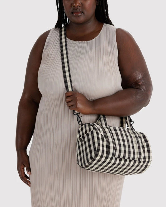 BAGGU Nylon Duffle Bag Black and Cream Gingham interior pocket detail - PABOOM