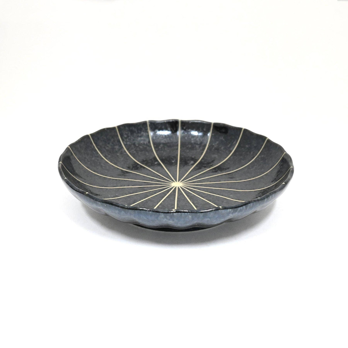 Kikugata Tokusa Black salad plate, top view - PABOOM