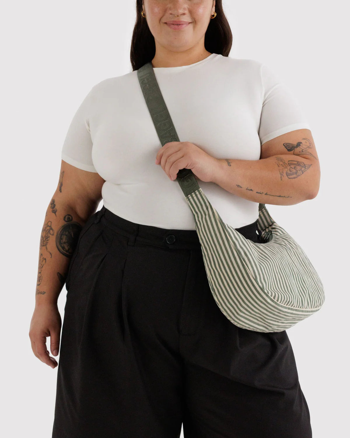 BAGGU Medium Nylon Crescent Bag - Sage Stripe