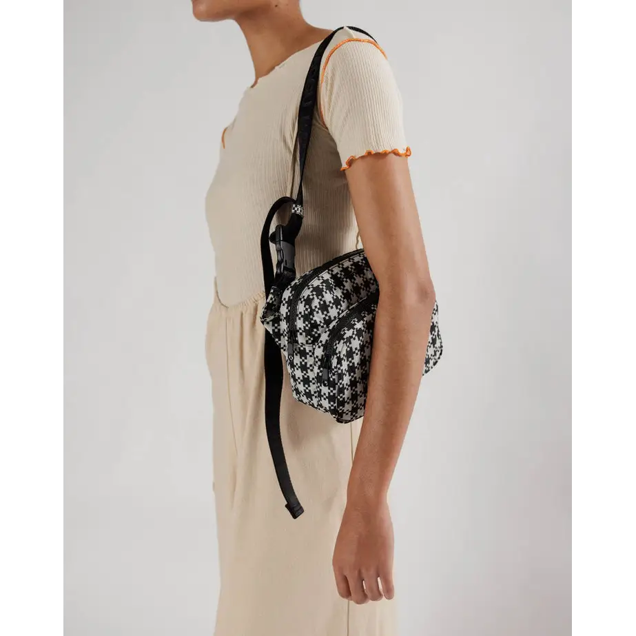 BAGGU Fanny Pack - Black & White
