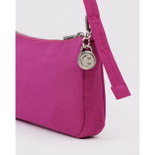 BAGGU - Nylon Pochette Deep Fuchsia