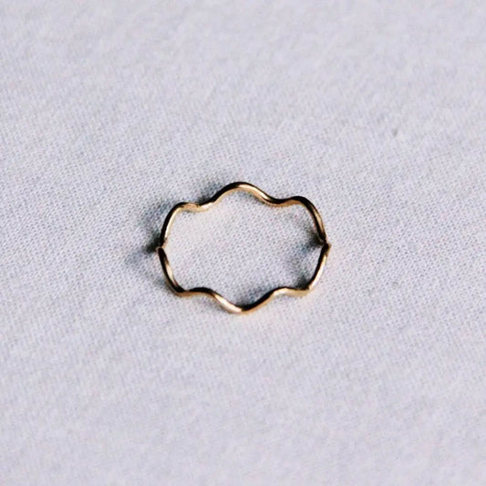 Bazou - Stainless steel minimalist wave ring - gold