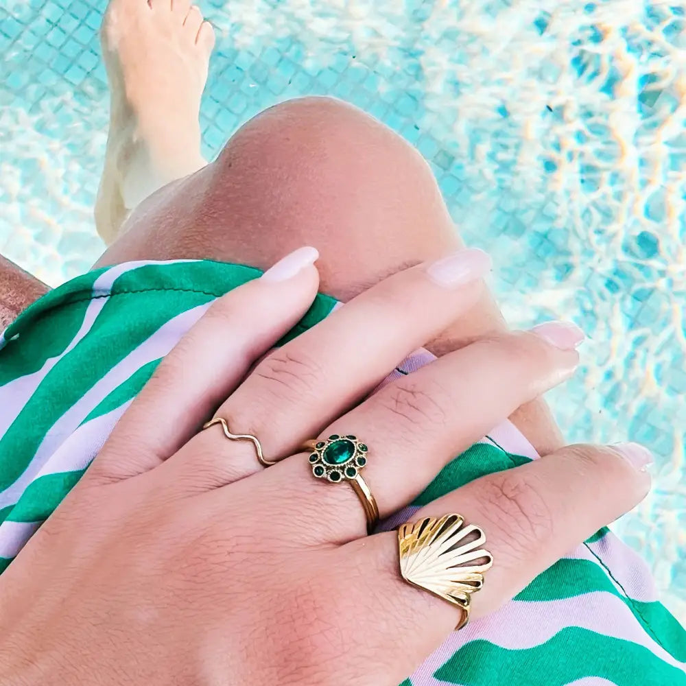 Bazou - Stainless steel minimalist wave ring - gold
