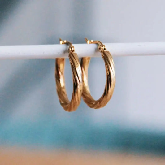 Twisted Gold Hoop Earrings - PABOOM