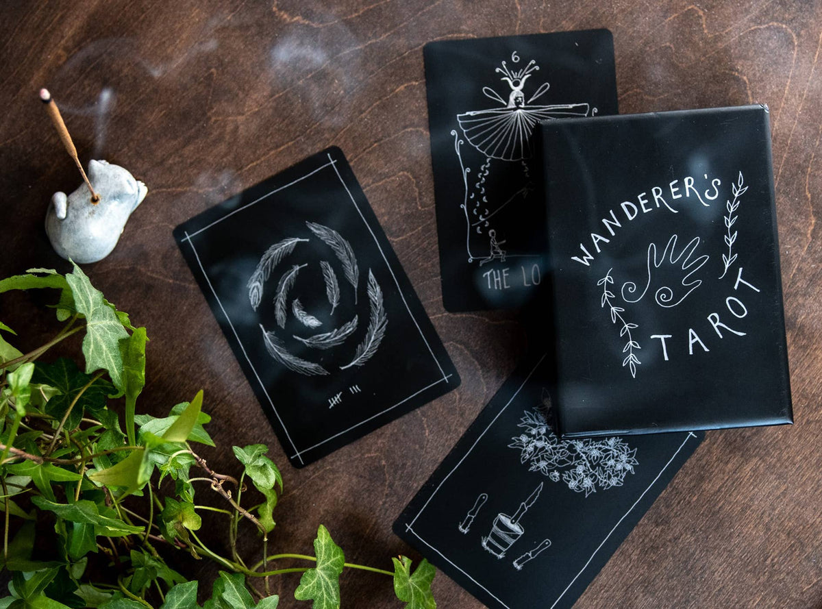 Wanderer’s Tarot (78-Card Deck with Fold-Out Guide)