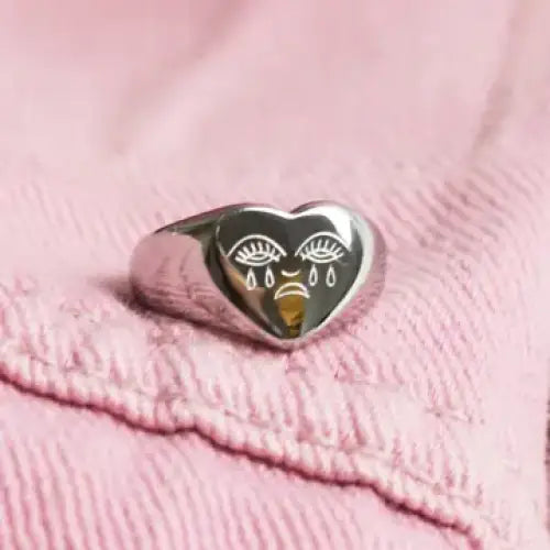 Cousins Collective - Crying Heart Signet Ring Silver / 6