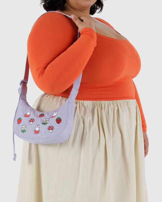 BAGGU Small Nylon Crescent Bag - Embroidered Miffy