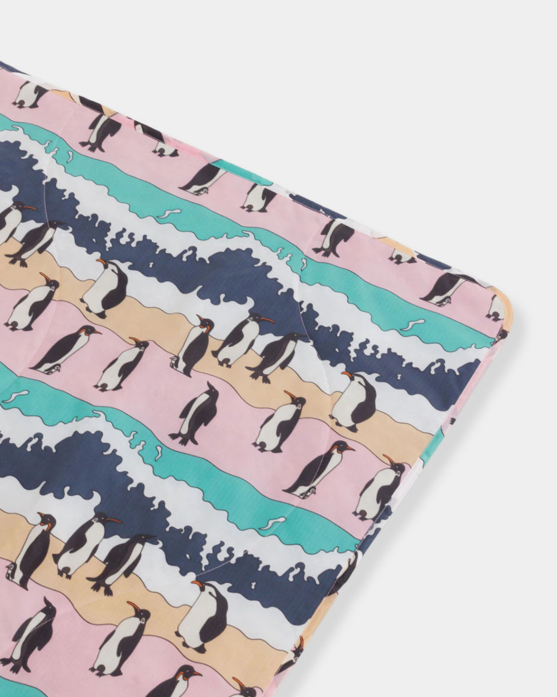 BAGGU Puffy Picnic Blanket - Penguin