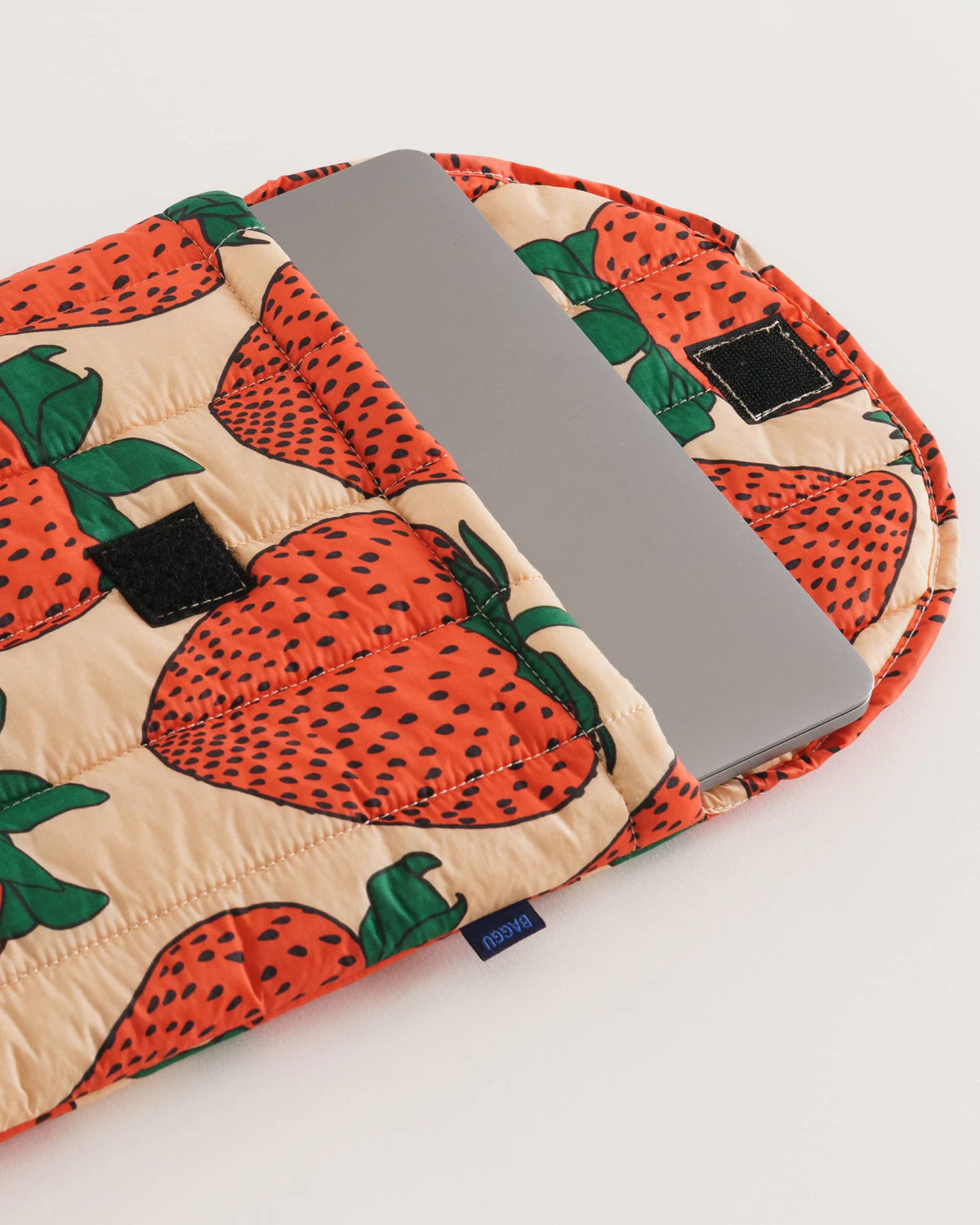 BAGGU Puffy Laptop Sleeve 16"