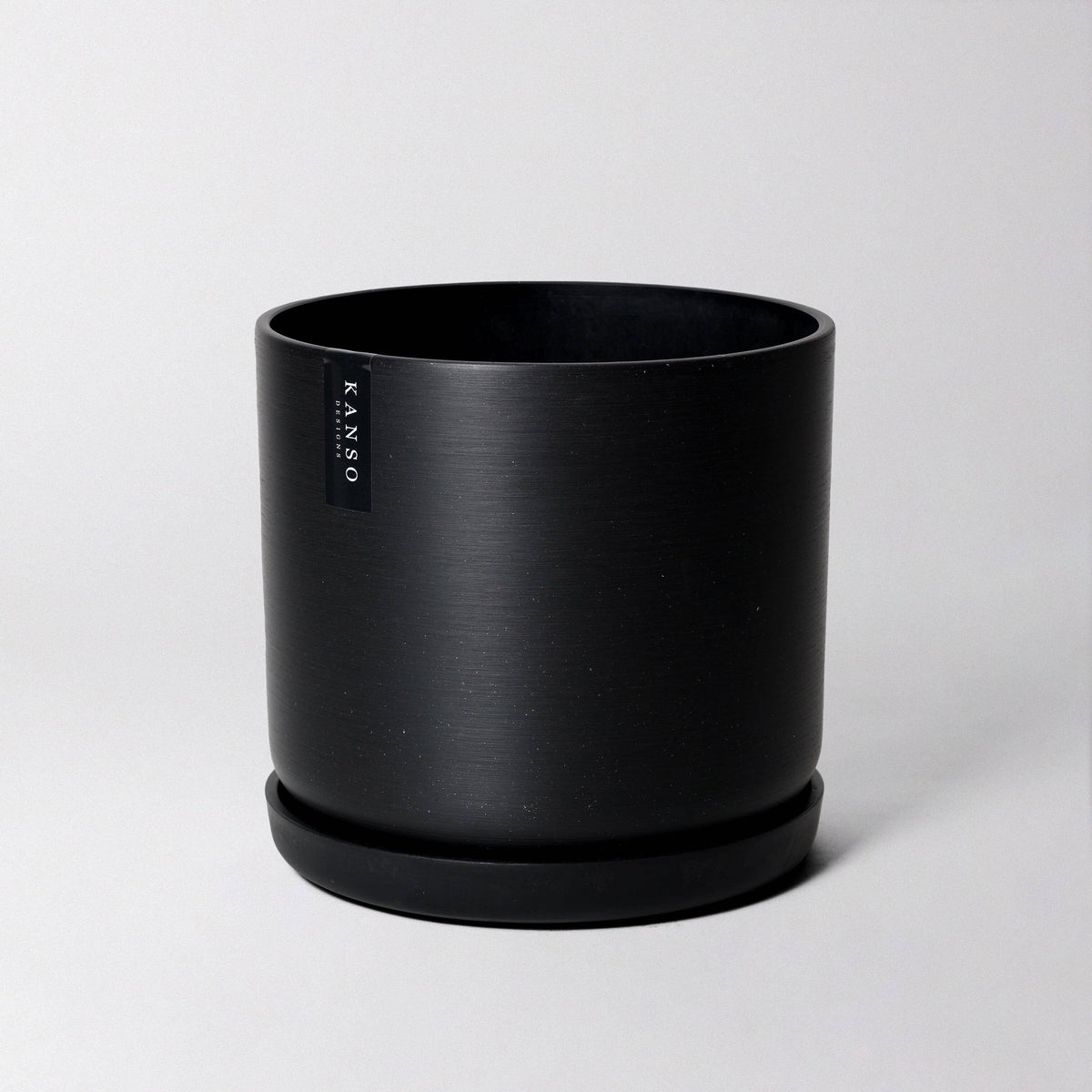 Kanso Designs Planter + Saucer 9” - White Stone