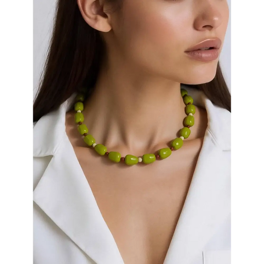 Flânerie by MAIQ - Olivie Retro Chunky Vintage Olive Beaded Necklace Green