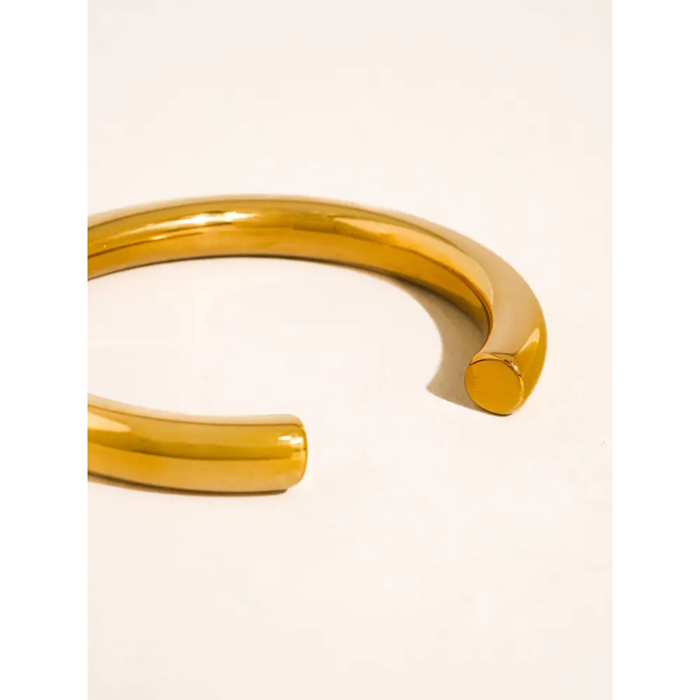 Flânerie by MAIQ - Roussel 18K Gold Non-Tarnish Classic Cuff Bangle Yellow