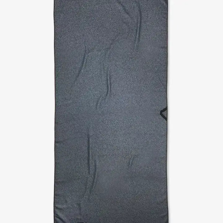 Dotty Black Luxe Bath Towel - PABOOM