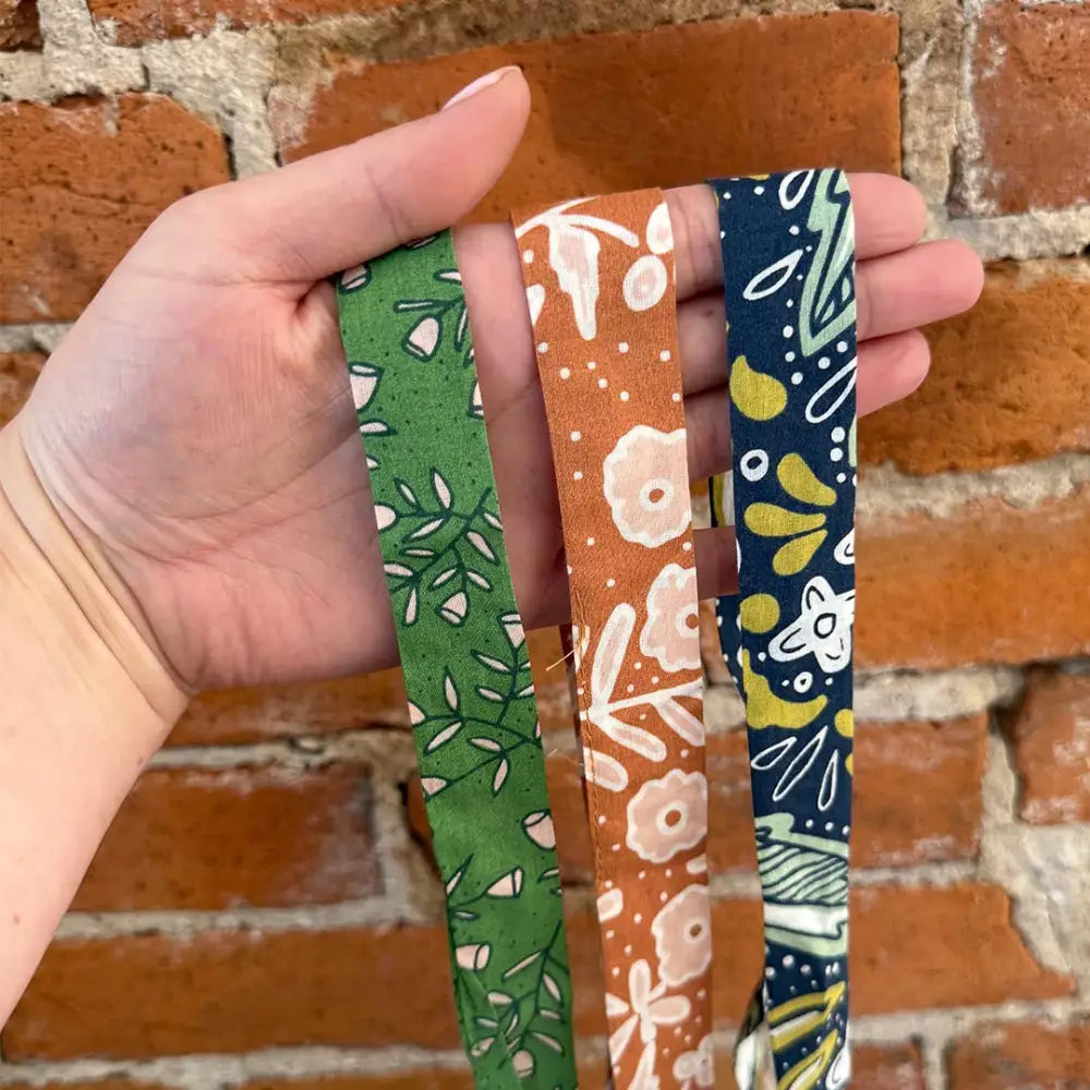 Handker Bandanas - No. 106 Posey Bowie Tie