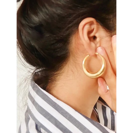 Maiq Accessories - Galene Classic Large Hoop Earring Yellow Gold