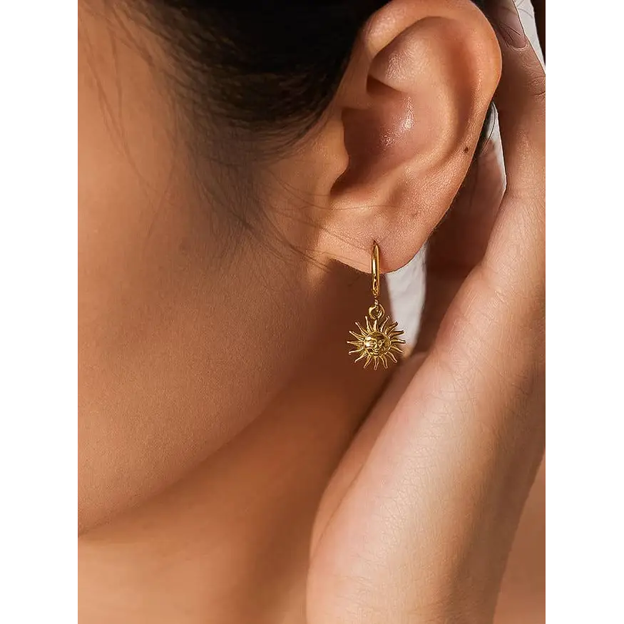 Maiq Accessories - Pascale Sun hoop Earring Yellow Gold