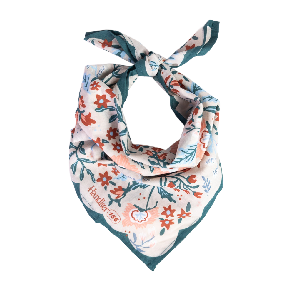 Willa Bandana tied around the neck