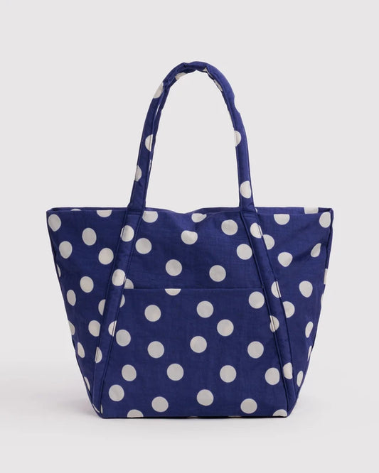 BAGGU Cloud Bag in Navy and Cream Polka Dot with top zip closure and exterior pocket - PABOOM