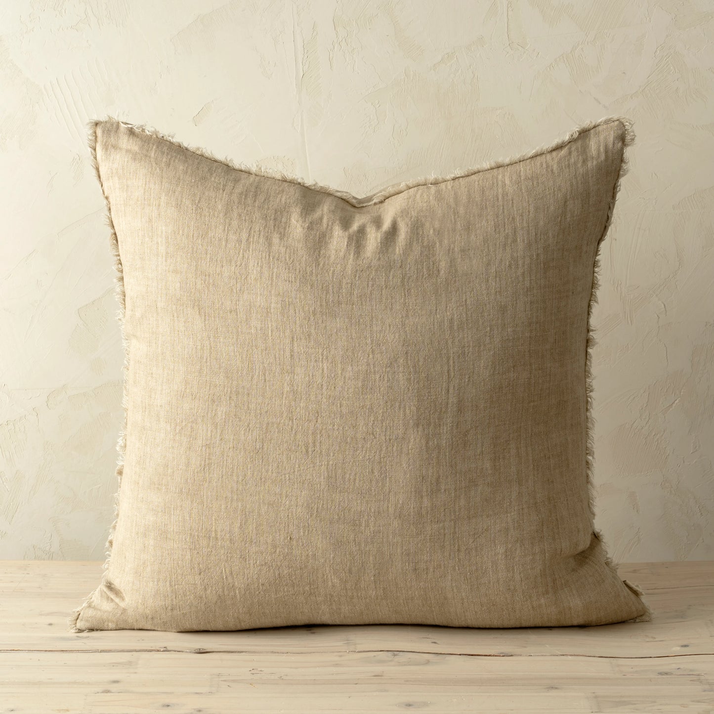 Lina Linen Cushion 20"