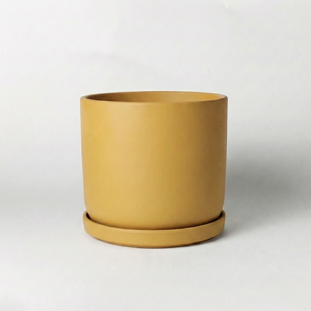 Kanso Designs Planter + Saucer 9” - Black
