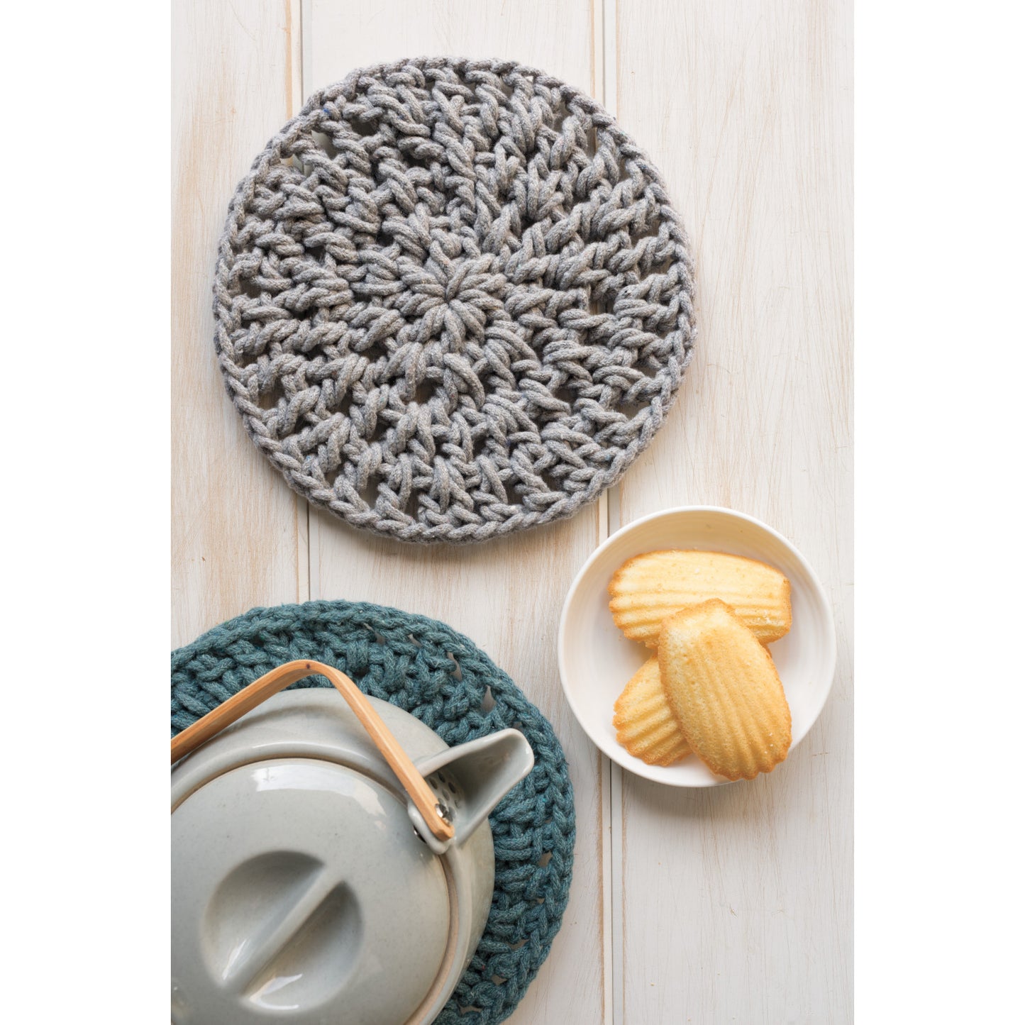 Lagoon Knotted Trivet