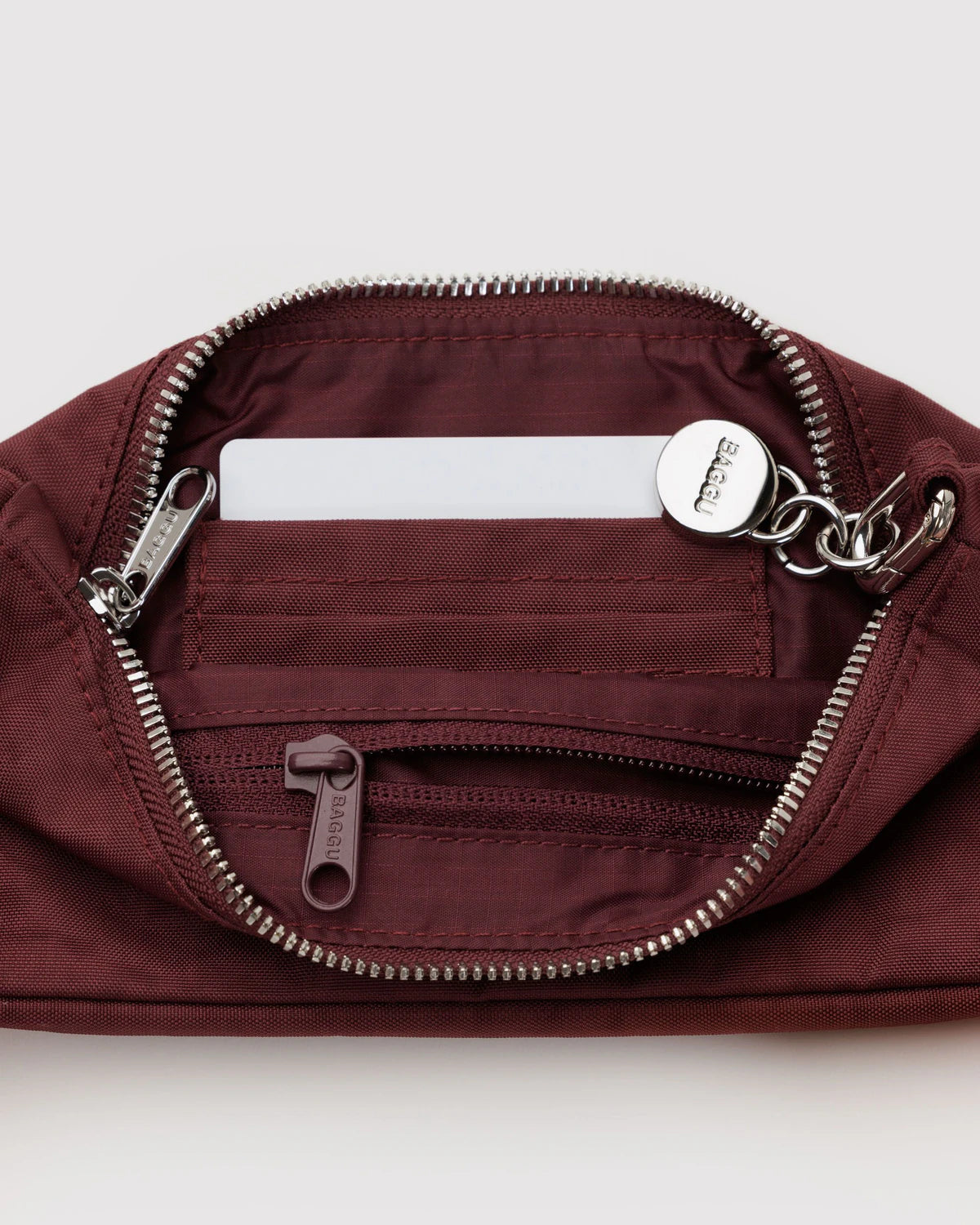 BAGGU Nylon Pochette - Mahogony