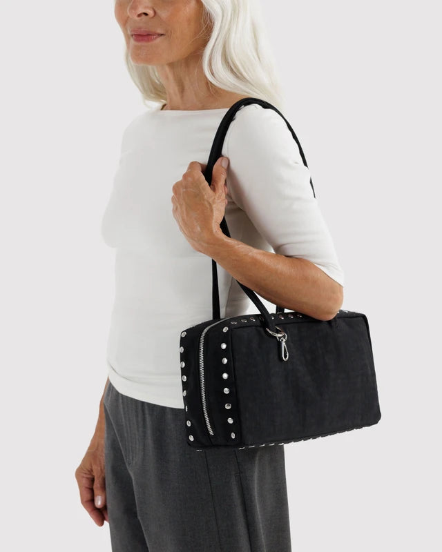 BAGGU Nylon Bowler Bag Studs interior pocket detail - PABOOM