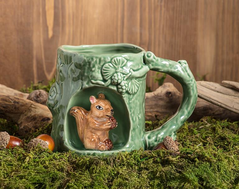 Bark-textured stoneware tree mug with squirrel, additional angle