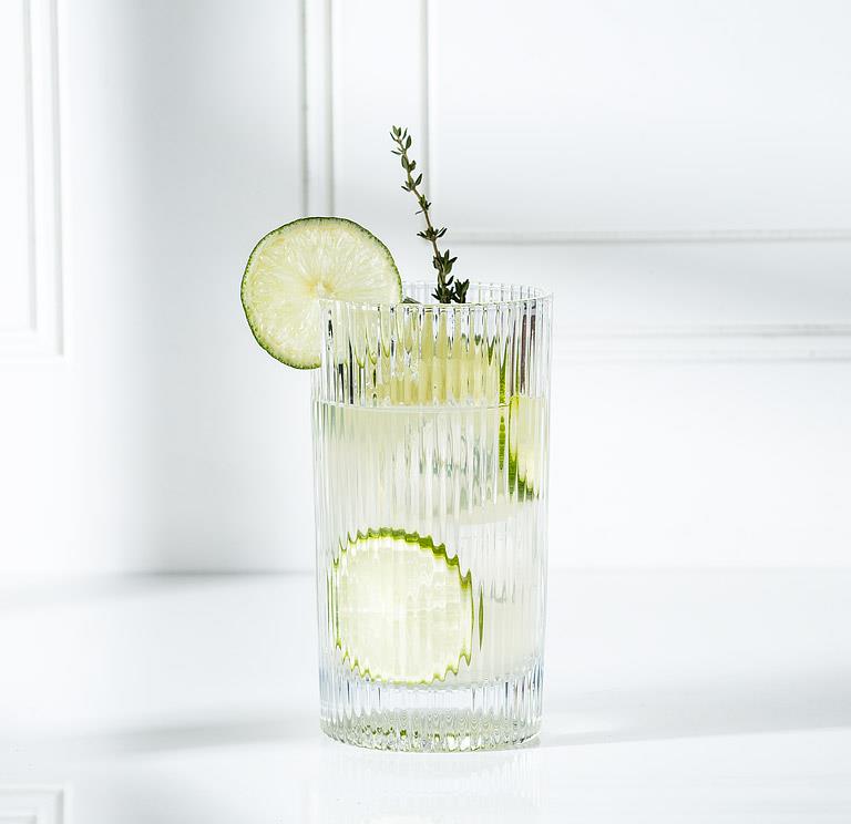 Clear glass vertical optic highball, additional angle