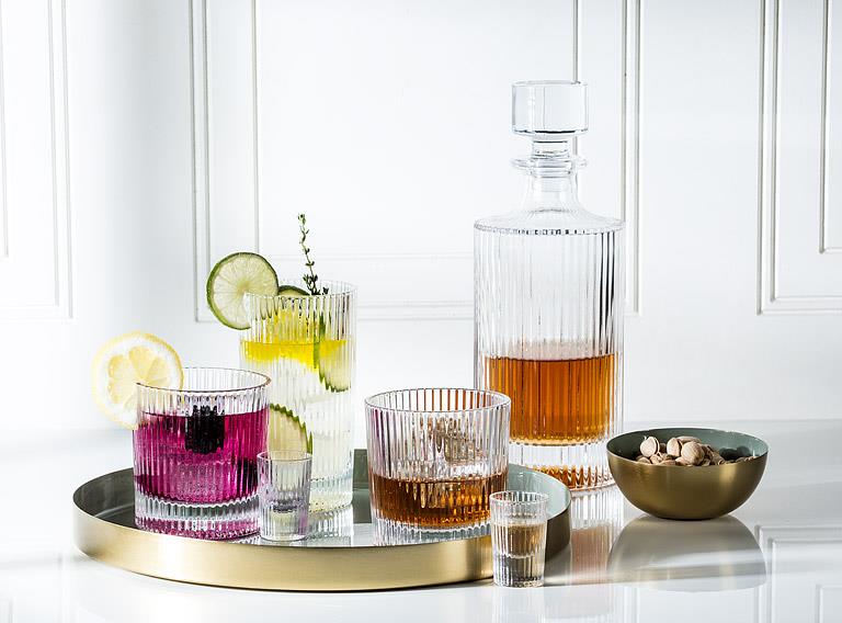Clear glass vertical optic highball, additional angle
