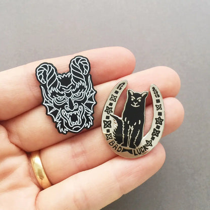 Bad Luck Cat Horseshoe Lapel Pin