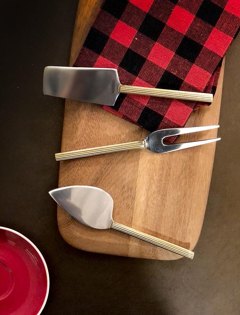 Rib Handle Cheese Knives Set