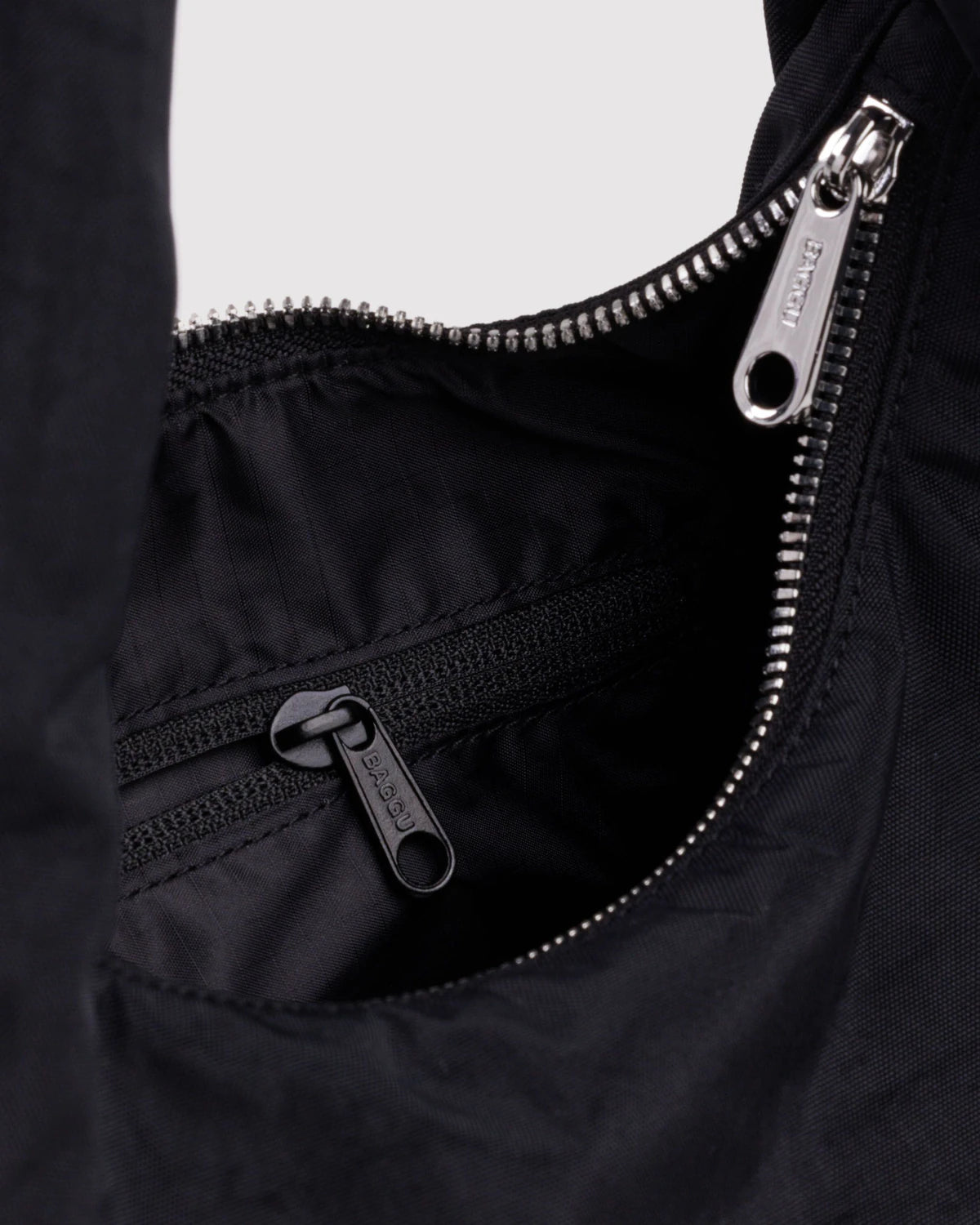 BAGGU Small Nylon Meringue Bag