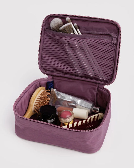 BAGGU Small Cosmetic Case Wild Plum interior lining detail - PABOOM
