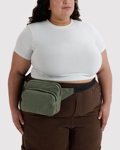 BAGGU Fanny Pack Caper side profile - PABOOM