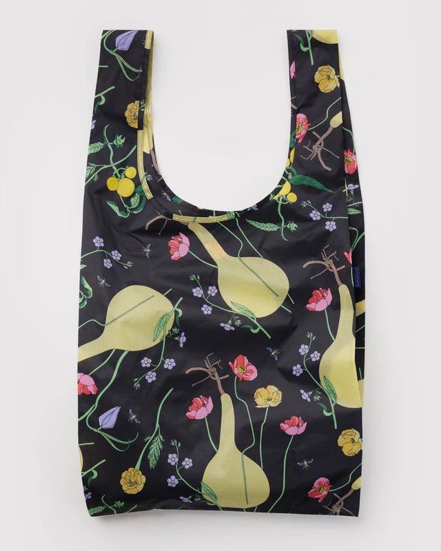 BAGGU Big Baggu reusable bag in Winter Gourd print folded flat - PABOOM