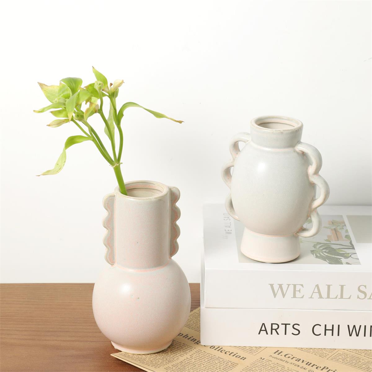 Loop Edge Vase