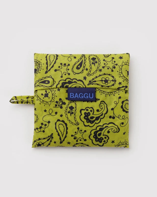 Standard Baggu Chartreuse Paisley strap and hardware detail - PABOOM
