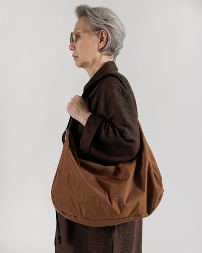 Large Crescent Bag Brown