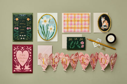 Wildflower Mum mini card paired with its pale grey envelope