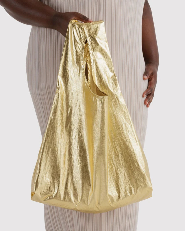 Standard Baggu Gold Metallic interior pocket detail - PABOOM
