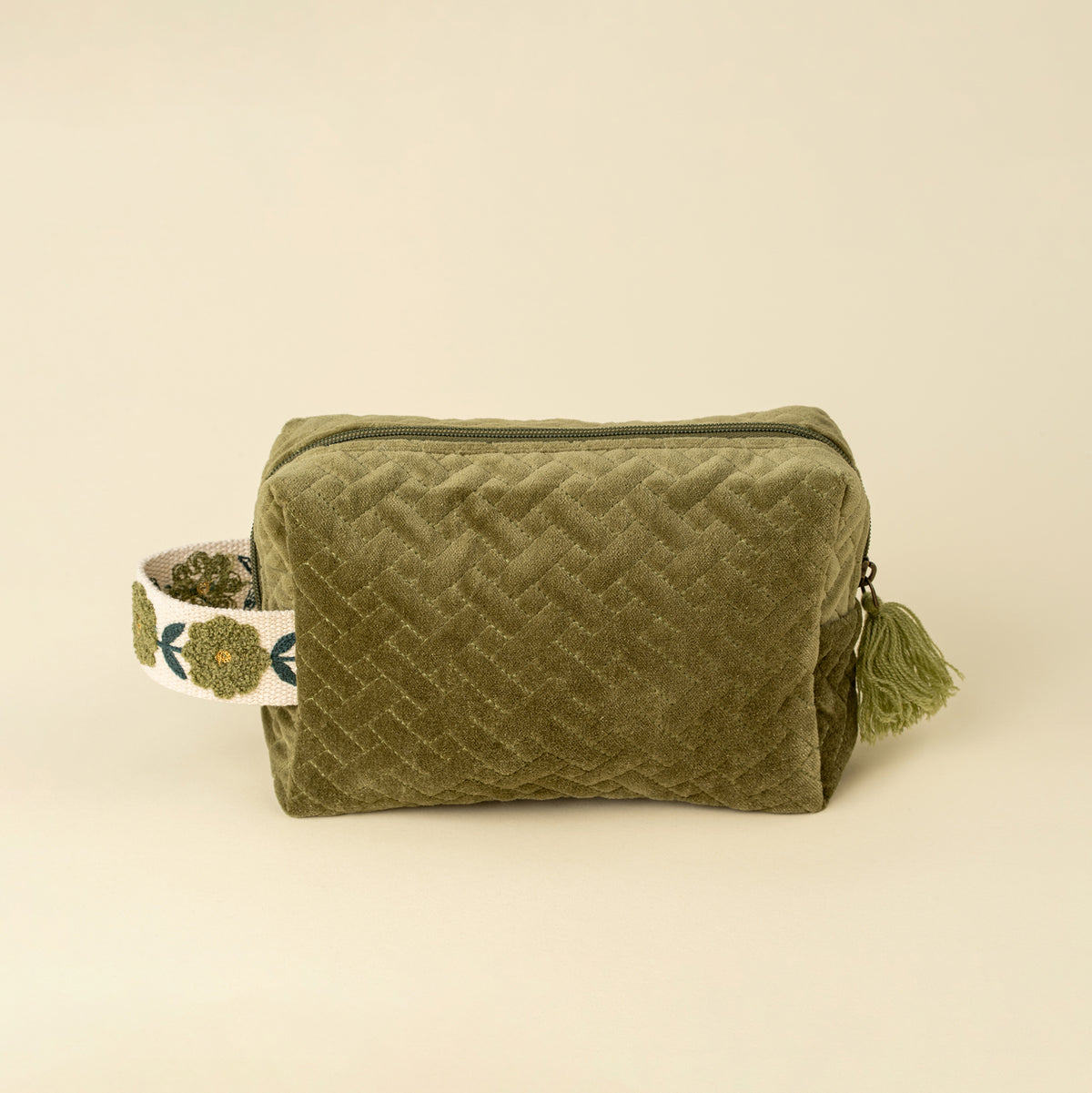 Rosette Velvet Vanity Pouch in green quilted velvet on a white background - PABOOM