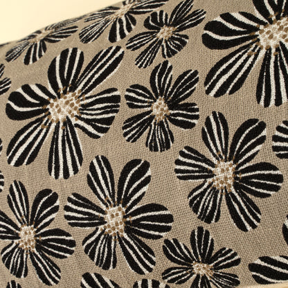 Daisy Play Long Polyfilled Lumbar - Black