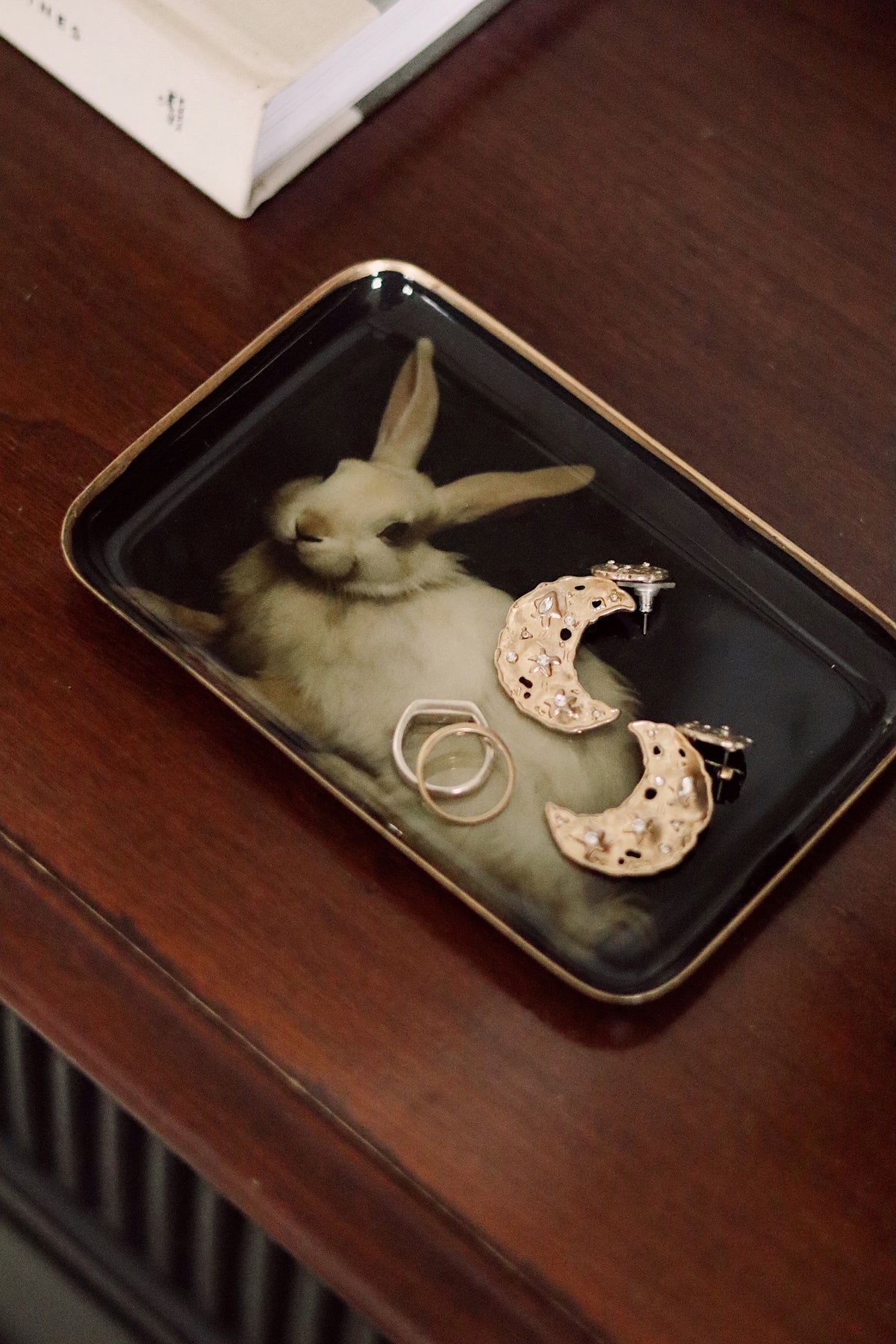 White Hare Decorative Enameled Tray S