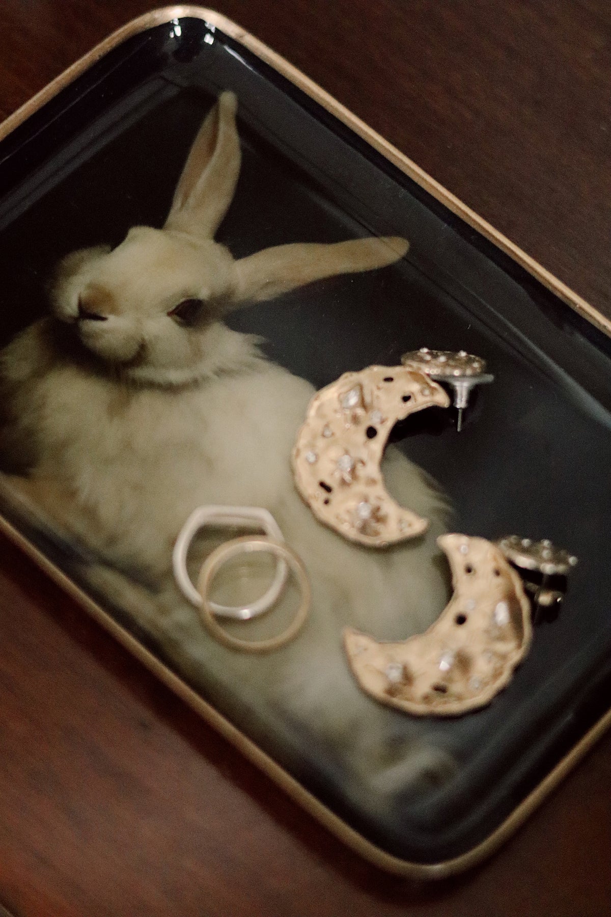 White Hare Decorative Enameled Tray S
